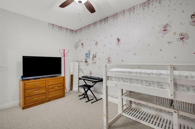 5018 W LANCASTER STREET, Tampa, FL 33616