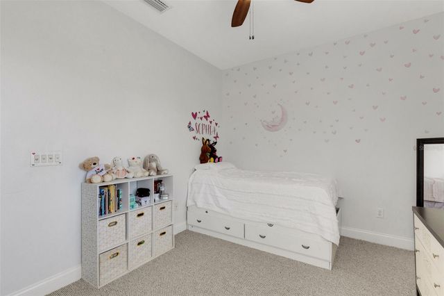 5018 W LANCASTER STREET, Tampa, FL 33616