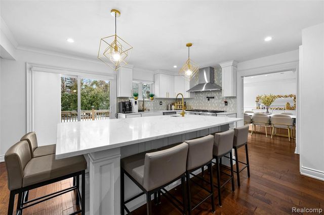 25051 Marshall Street, Dearborn, MI 48124