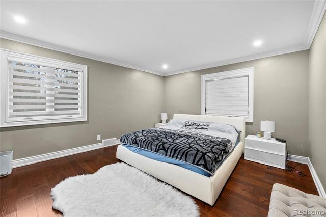 25051 Marshall Street, Dearborn, MI 48124