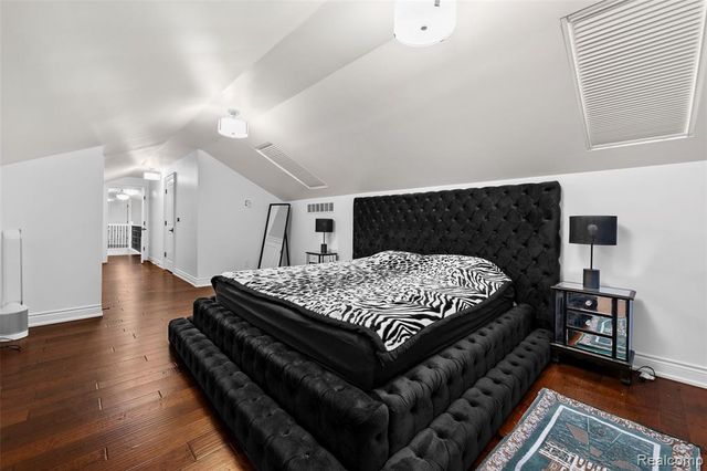 25051 Marshall Street, Dearborn, MI 48124