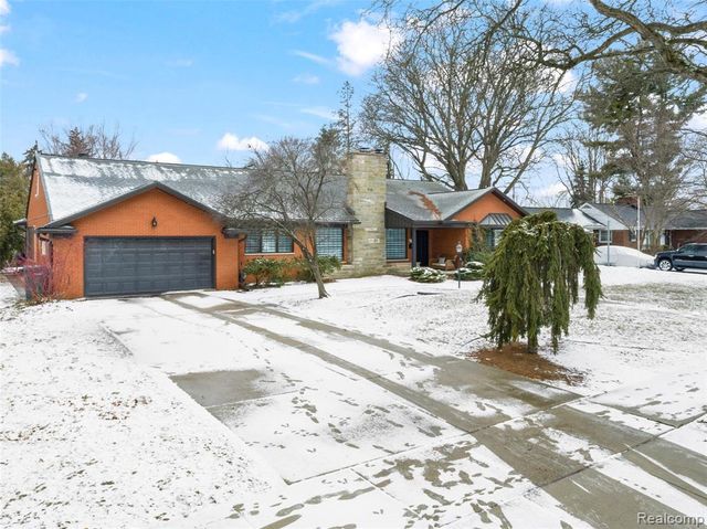 25051 Marshall Street, Dearborn, MI 48124