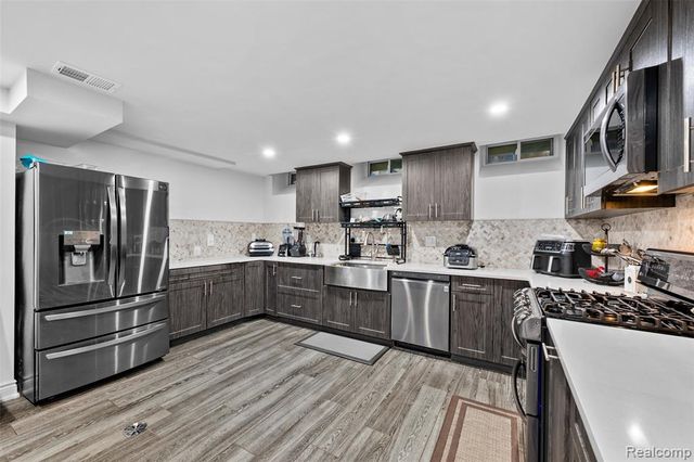 25051 Marshall Street, Dearborn, MI 48124