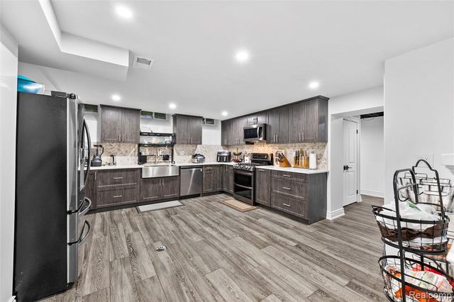 25051 Marshall Street, Dearborn, MI 48124