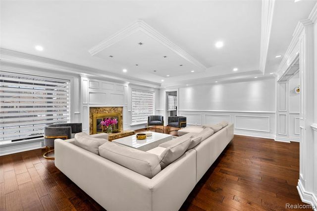 25051 Marshall Street, Dearborn, MI 48124