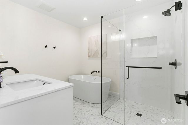 26824 SE Ravensdale Way, Ravensdale, WA 98051