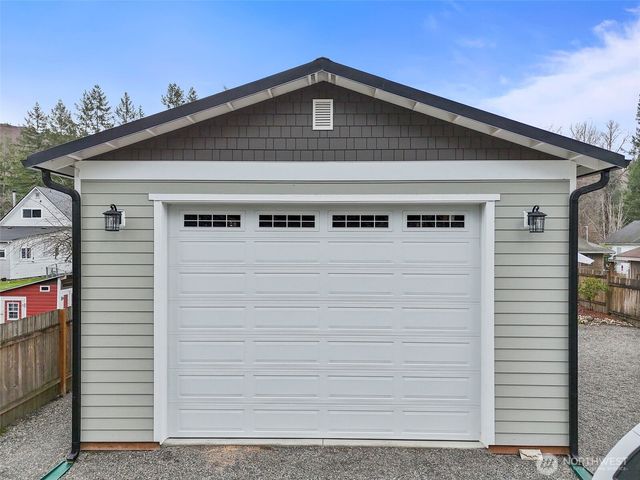 26824 SE Ravensdale Way, Ravensdale, WA 98051