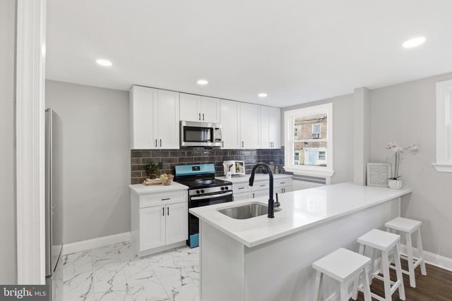 236 HAMPDEN RD, Upper Darby, PA 19082