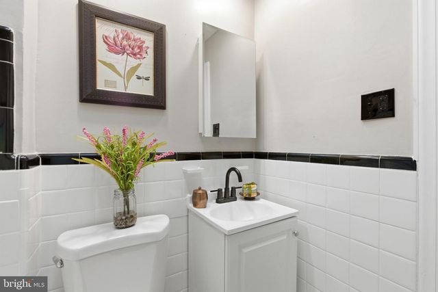 236 HAMPDEN RD, Upper Darby, PA 19082