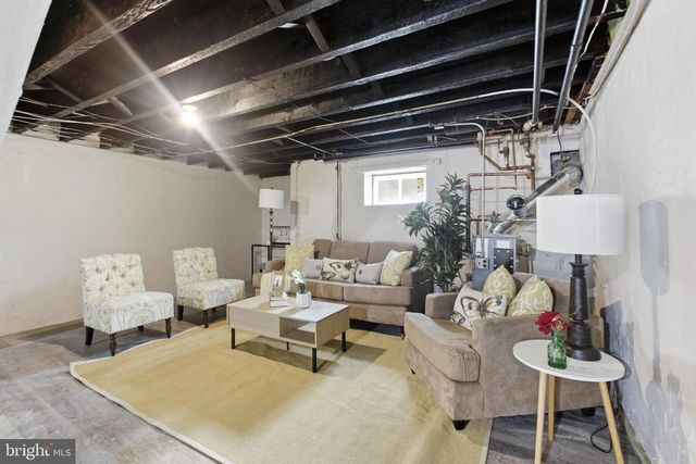 236 HAMPDEN RD, Upper Darby, PA 19082