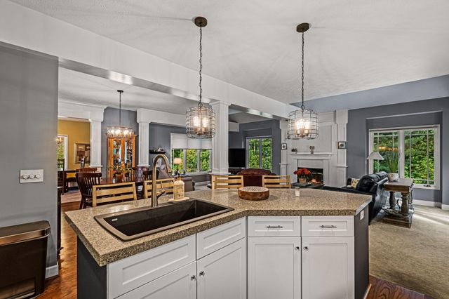 237 Covington Court Sw, Georgetown Twp, MI 49418