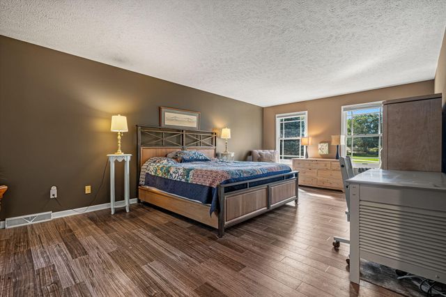 237 Covington Court Sw, Georgetown Twp, MI 49418