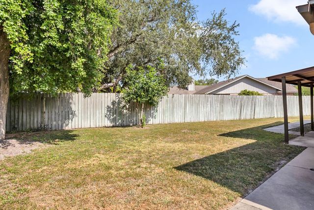 4313 Catfish Dr, Corpus Christi, TX 78410