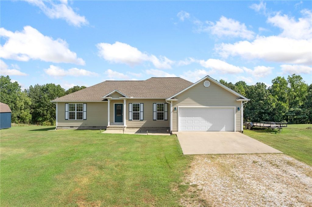 2294 Hawkins Road, Harrison, AR 72601