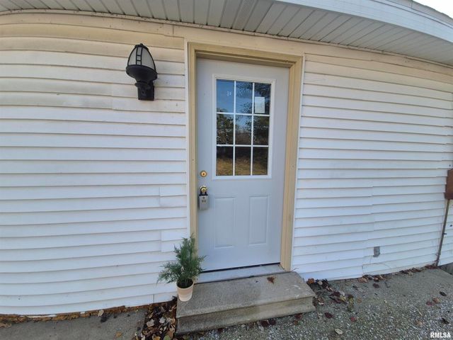 802 Dillard St Street, Eldorado, IL 62930