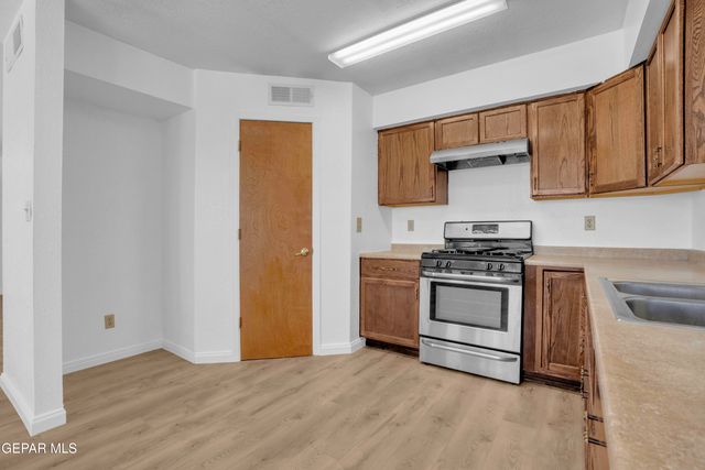 3452 TASCOSA Street, El Paso, TX 79936