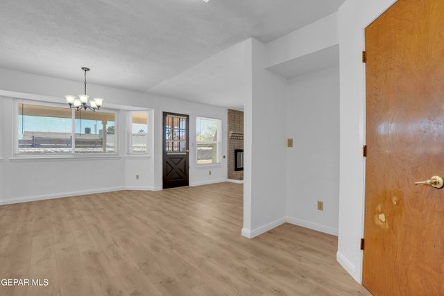 3452 TASCOSA Street, El Paso, TX 79936