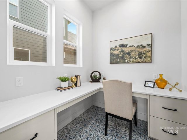 6900 Saddle Bred Way, Star, ID 83669