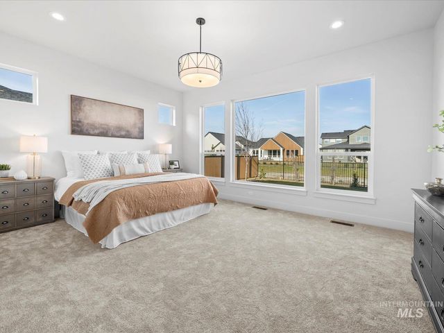 6900 Saddle Bred Way, Star, ID 83669