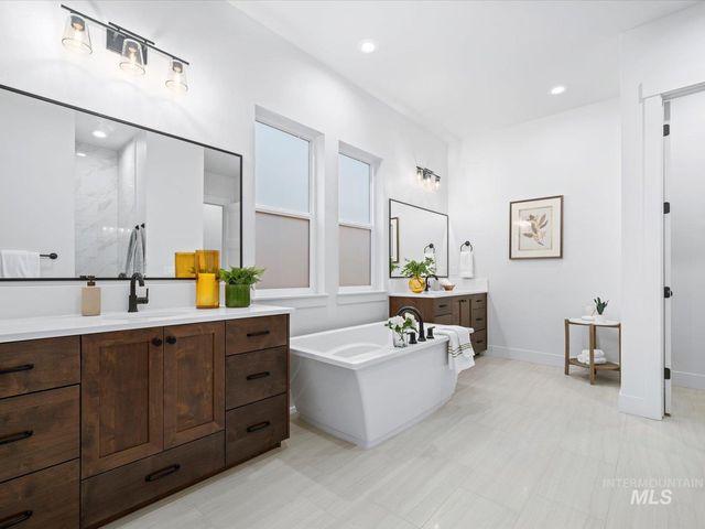 6900 Saddle Bred Way, Star, ID 83669