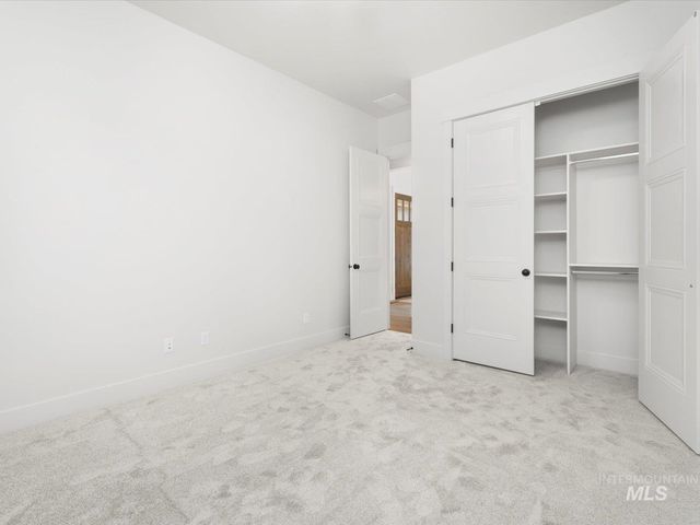 6900 Saddle Bred Way, Star, ID 83669