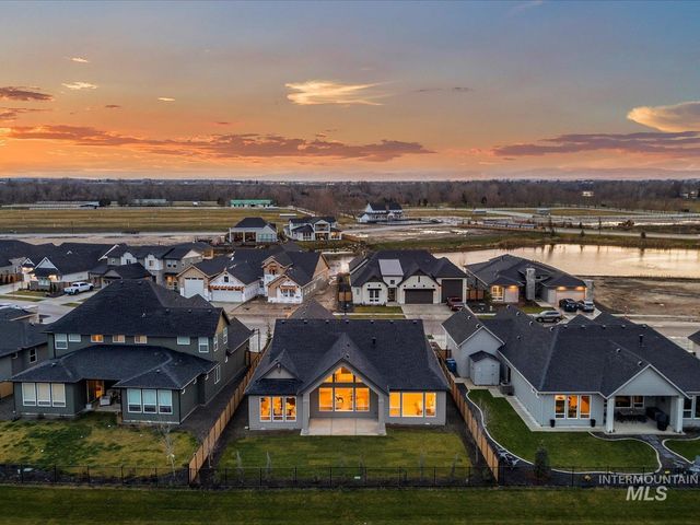 6900 Saddle Bred Way, Star, ID 83669