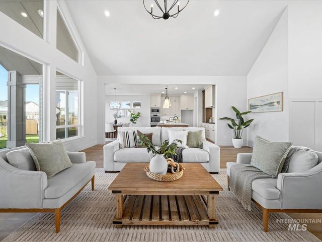 6900 Saddle Bred Way, Star, ID 83669