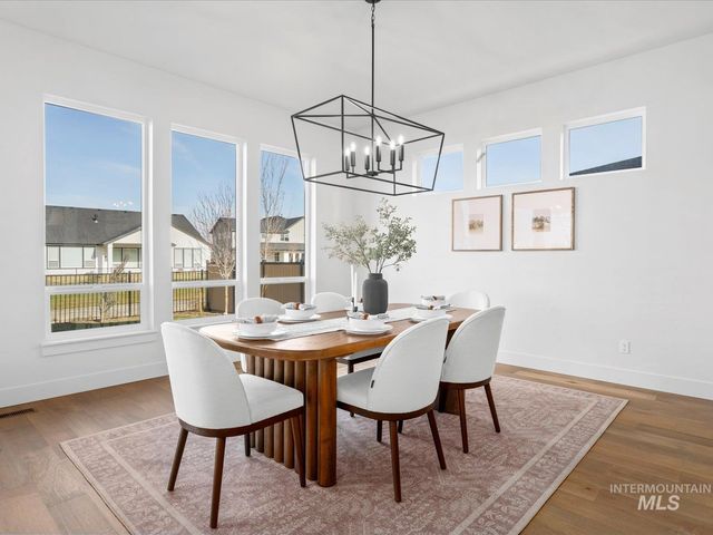 6900 Saddle Bred Way, Star, ID 83669