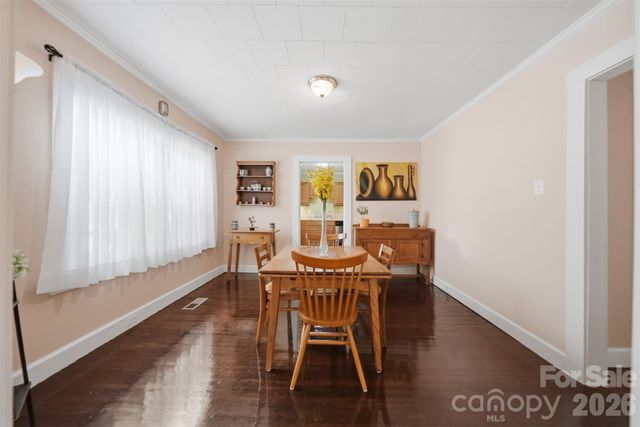 431 W 20th Street, Newton, NC 28658