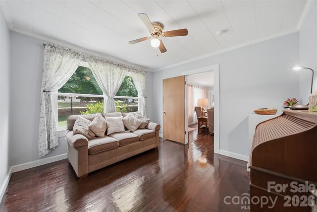431 W 20th Street, Newton, NC 28658