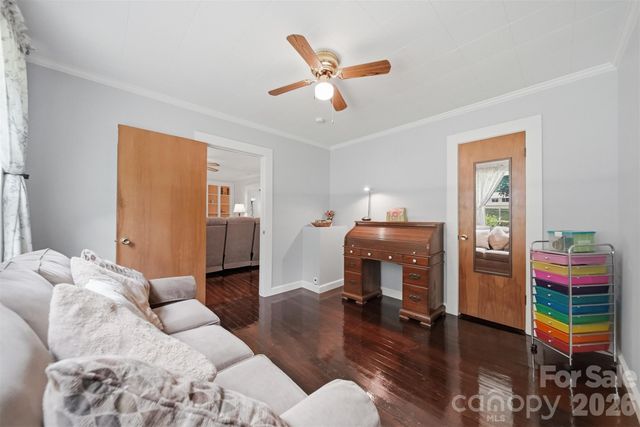 431 W 20th Street, Newton, NC 28658