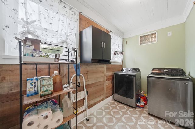 431 W 20th Street, Newton, NC 28658