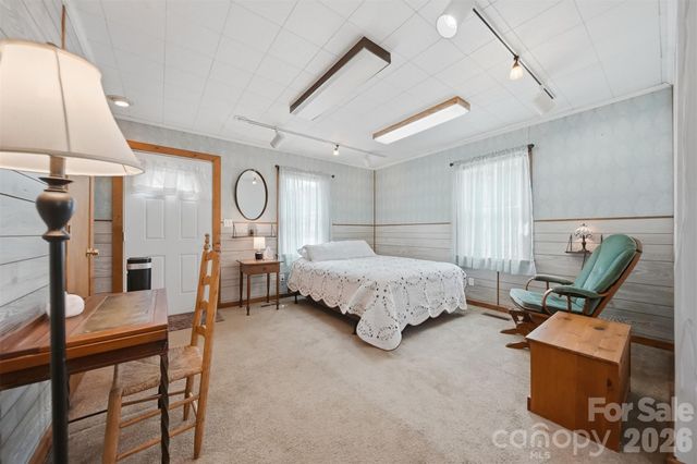 431 W 20th Street, Newton, NC 28658