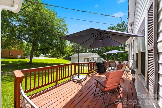 431 W 20th Street, Newton, NC 28658