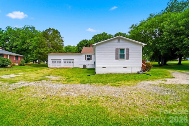 431 W 20th Street, Newton, NC 28658