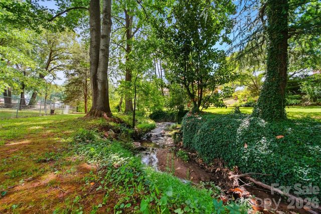 431 W 20th Street, Newton, NC 28658