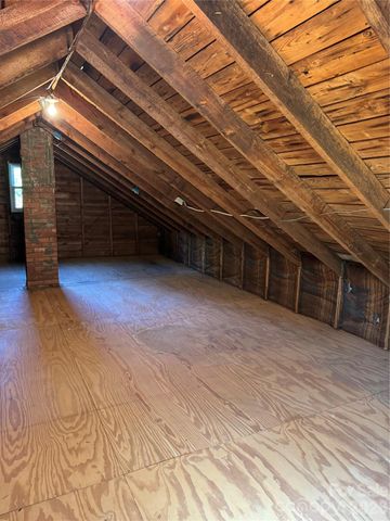 431 W 20th Street, Newton, NC 28658