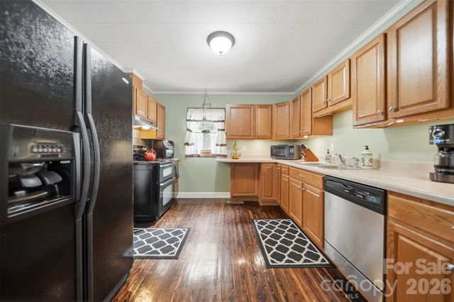 431 W 20th Street, Newton, NC 28658