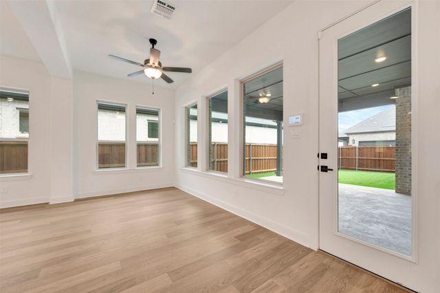 2086 Spotted Fawn Drive, Arlington, TX 76005