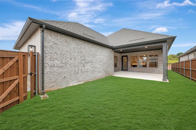 2086 Spotted Fawn Drive, Arlington, TX 76005