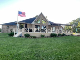 24352 St. Hwy Ee, Aurora, MO 65605