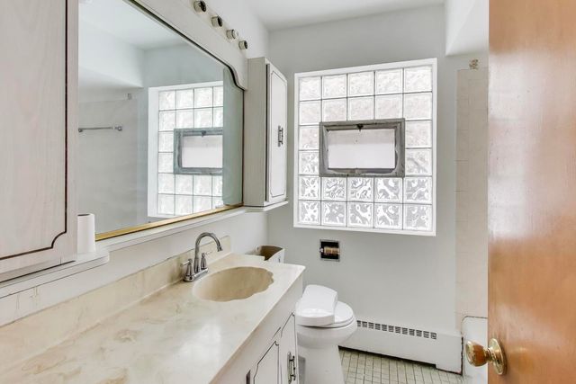 1833 Oak Park Avenue, Berwyn, IL 60402