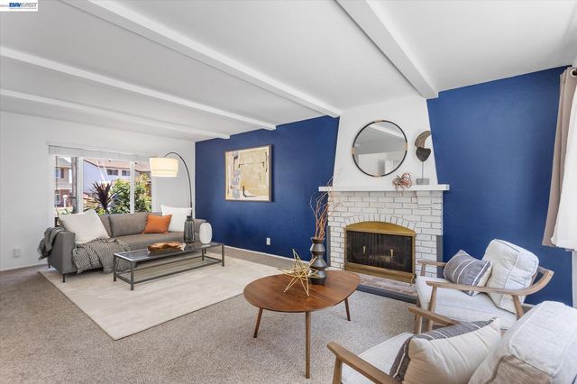 16683 Kildare Rd, Castro Valley, CA 94578