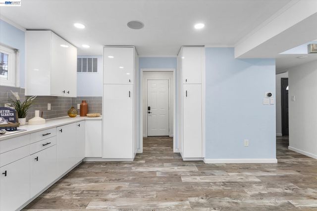 16683 Kildare Rd, Castro Valley, CA 94578