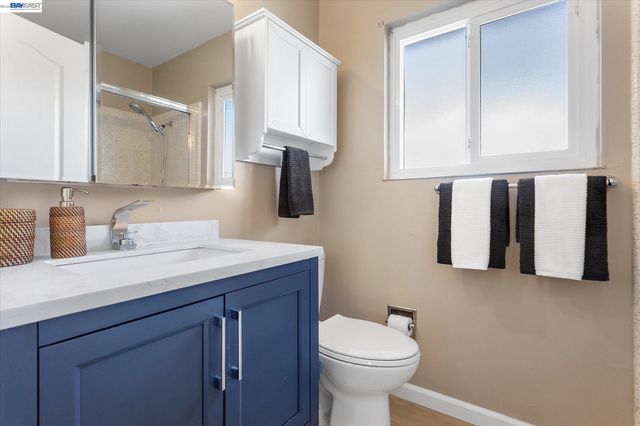 16683 Kildare Rd, Castro Valley, CA 94578