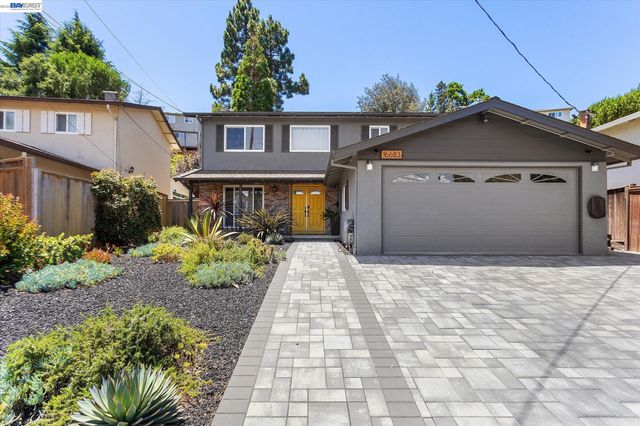 16683 Kildare Rd, Castro Valley, CA 94578