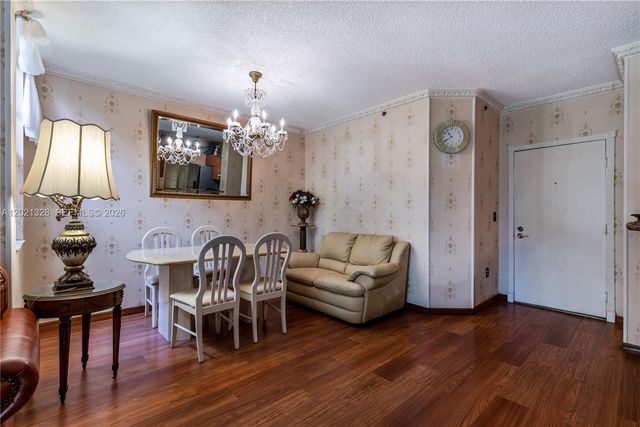 19601 E Country Club Dr 7102, Aventura, FL 33180