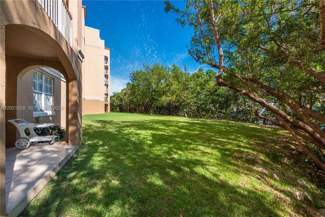 19601 E Country Club Dr 7102, Aventura, FL 33180