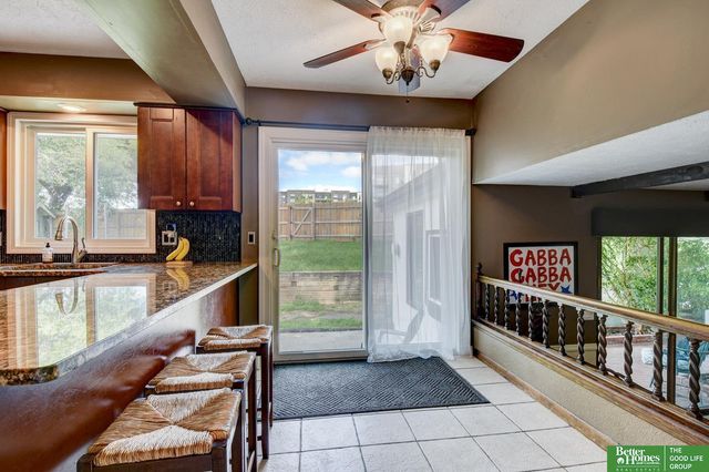 511 S 150 Circle, Omaha, NE 68154