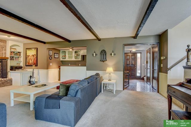 511 S 150 Circle, Omaha, NE 68154
